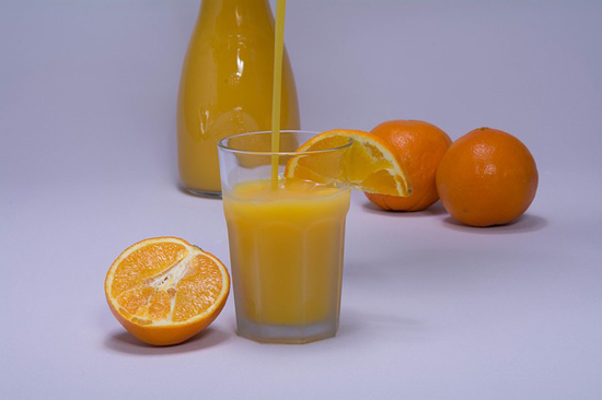 Pomerančové džusy jsou zdravé, ale dávejte pozor na obsah cukru